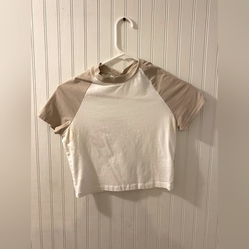 H&M Divided Crop Top